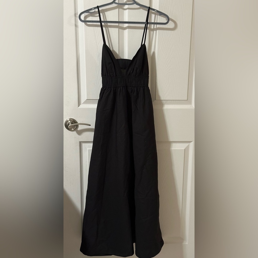 Aritzia Babaton Encourage Poplin Dress in Black | Size: 00 - Picture 3 of 5